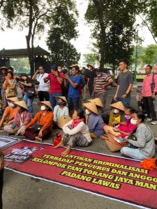 Tim Gabungan Polrestabes Medan Kawal Aksi Demo di DPRD Sumut