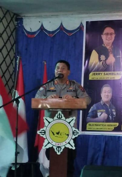 Kasat Binmas Wakili Kapolrestabes Medan Hadiri Pelantikan LKBH AMPI Medan
