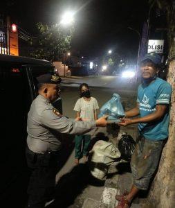 Personel Sat Samapta Polrestabes Medan Lakukan Patroli Humanis Dini Hari Dan Beri Himbauan Kamtibmas kepada Masyarakat