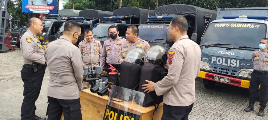 Wakapolrestabes Medan lakukan Pemeriksaan dan Pengecekan Perlengkapan Dalmas Sat Samapta Polrestabes Medan