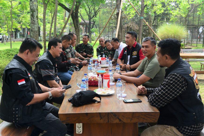 Pangdam III/Slw Terima Audiensi Ketua Harley-Davidson Club Indonesia (HDCI) Bandung di Taman Pule Kodam III/Slw