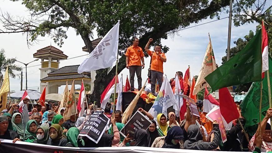 a12a50af 73d7 41c5 8824 674b33f4d81d