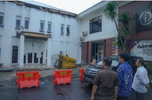 Wali Kota Medan Bobby Nasution Akan Tindak Pemborong Akibat Robohnya Bangunan di Kejari Medan