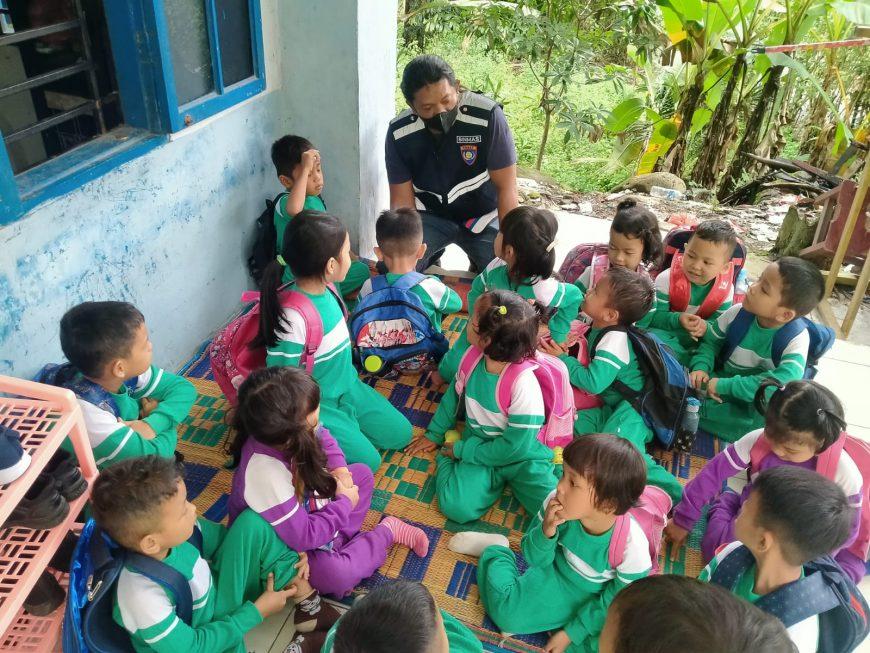 Polrestabes Medan Laksanakan Pembinaan dan Penyuluhan Ke Anak TK di Sibolangit