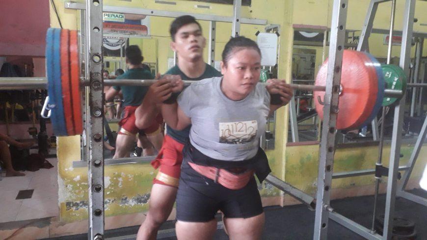 Tekuni Atlet Angkat Berat, Desni Angraini Sitohang Ingin Belikan Rumah Untuk Mamak dan Adik