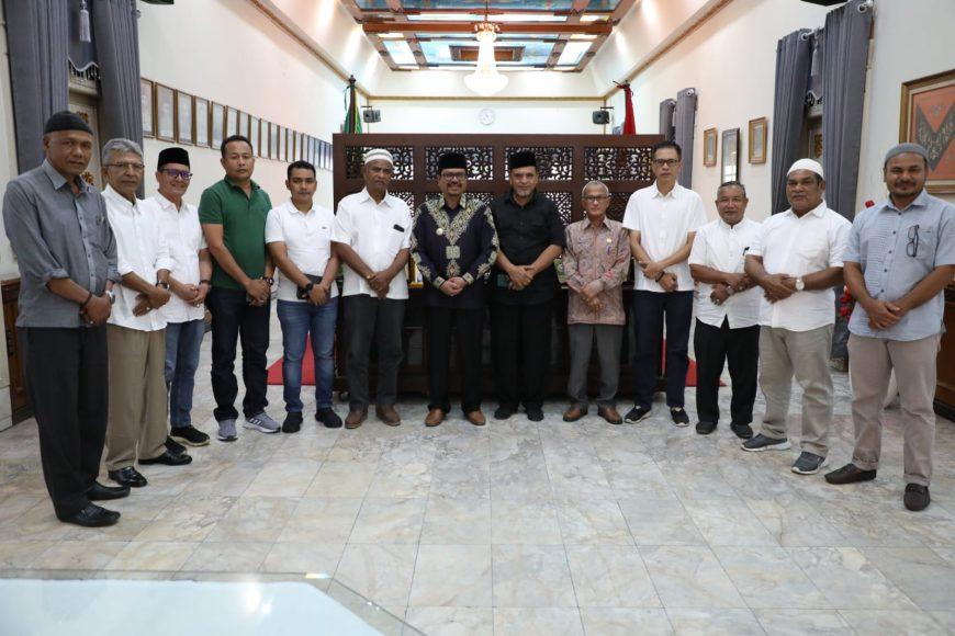 Pj Bupati Azwardi Terima Audiensi Panitia Muskab-6 KADIN Aceh Utara