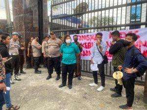GARANSI Minta Kejatisu Periksa dan Tangkap Kades Perkebunan Hanna Terkait Dugaan Korupsi Dana BUMDes 5 b6858346 c1d1 4d35 975c 7240aec0a628