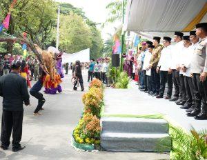 Ribuan Masyarakat Dari Berbagai Etnis Ikut Memeriahkan Pawai Ta’aruf Pembukaan MTQ Ke 56 Tingkat Kota Medan