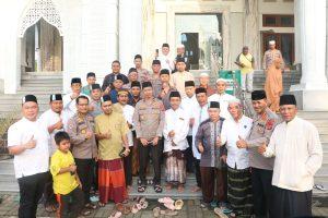 Safari Jumat Berkah di Masjid Nurul Islam Jalan Seksama Medan, Wakapolda Sumut: Masyarakat Mempunyai Tugas Sama Jaga Keamanan
