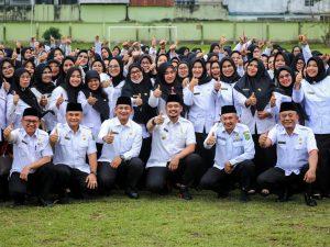 Lantik Kepala Sekolah dan Kepala Puskesmas, Bobby Nasution Pesankan Wajah Pendidikan dan Pelayanan Kesehatan Harus Lebih Baik