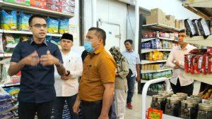Komisi III DPRD Medan Pantau Ketersediaan Sembako di Brastagi Supermarket
