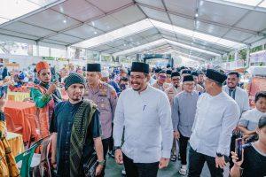 Ustad Hanan Attaki Apresiasi Upaya Bobby Nasution Majukan UMKM Melalui Ramadhan Fair