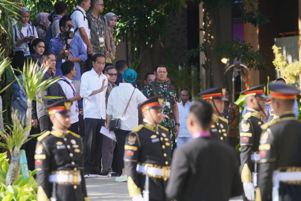 6887d00d 69fe 4a2d a4bc 1e3c40f9e1e6