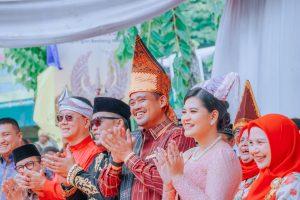 Pawai Colorful Medan Carnival Meriah, Bobby Nasution:  Angkat Keberagaman Sekaligus Penggerak Ekonomi