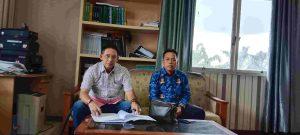 Foto : Sekretaris Komisi 2 DPRD Medan, Wong Chun Sen bersama Kabag Hukum Sekretariat DPRK Aceh Tamiang, Zainuddin, Rabu (29/11/23) (Amsal/Menarapos.id)