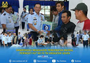 Peringati HUT Ke-78 TNI AU, Danseskoau Menghadiri Pengobatan Massal