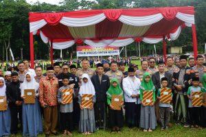 Satgas Ops NCS Polri bersama Setukpa Lemdiklat Polri dan Polres Bagikan 5000 Paket Sembako dan 300 Santunan Anak Yatim