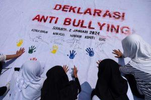 Anak Perempuan melakukan Perundungan?