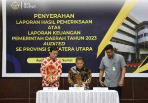 Hasyim Hadiri Acara Penyerahan LHP Dari BPK-RI Kepada Walikota Medan