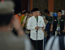 Sambut Kepulangan Jemaah Haji Kloter I Asal Kota Padangsidimpuan, Pj Sekdaprov Sumut : Semoga Jadi Haji yang Mabrur