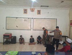 Tawuran Remaja Dibubarkan, TNI/Polri Amankan Pelaku Saat Razia