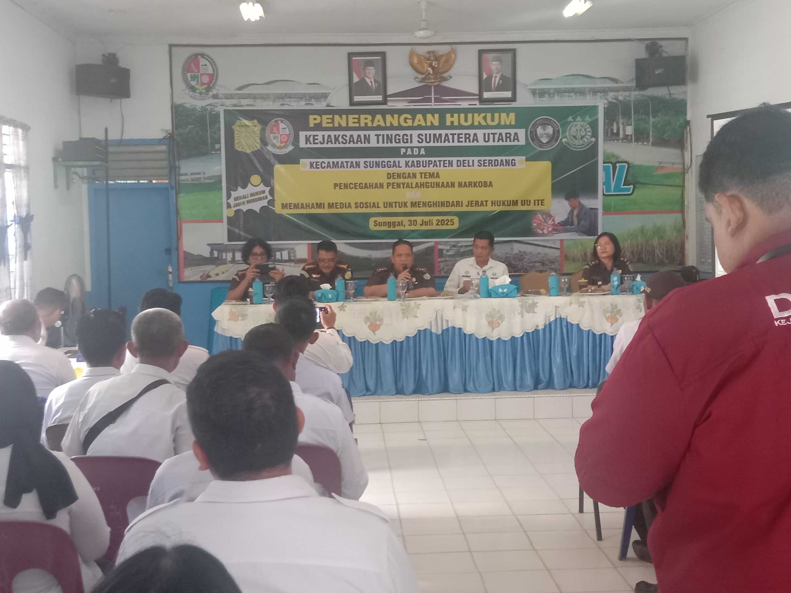 Kejati Sumut Sosialisasikan Bahaya Narkoba dan Etika Bermedia Sosial 2 0155ffaa e365 4ec8 b508 bb211ac134a2 scaled