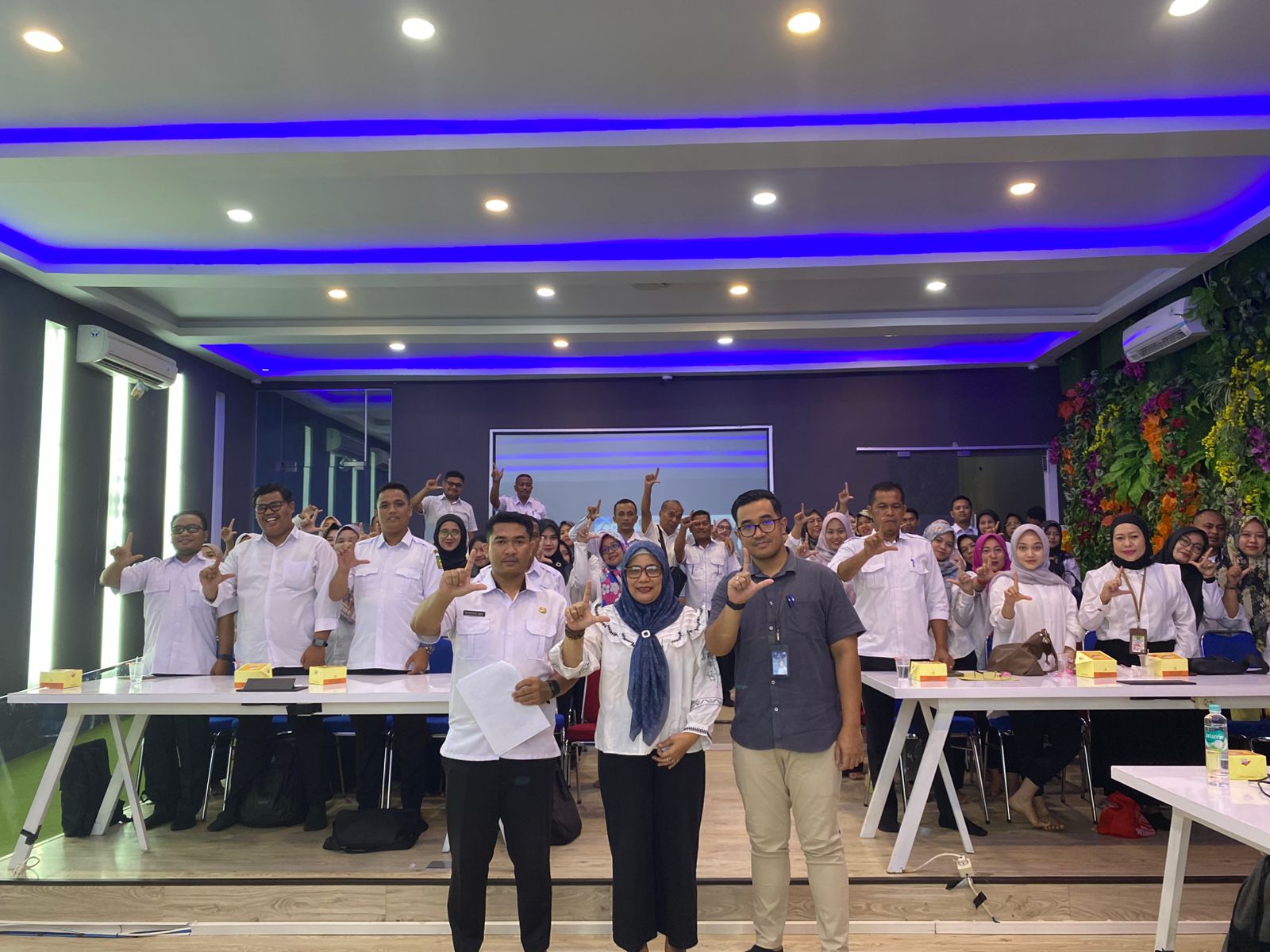 1bd7e801 c6d6 4ea8 aa4d 050f3ccd8b88