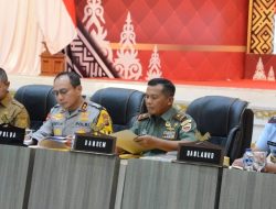 Danrem 031/WB Hadiri Rapat Evaluasi Karhutla di Provinsi Riau