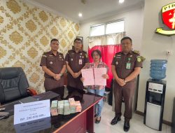 Kejari Toba Terima Uang Denda Rp200 Juta dari Terpidana Kasus Korupsi