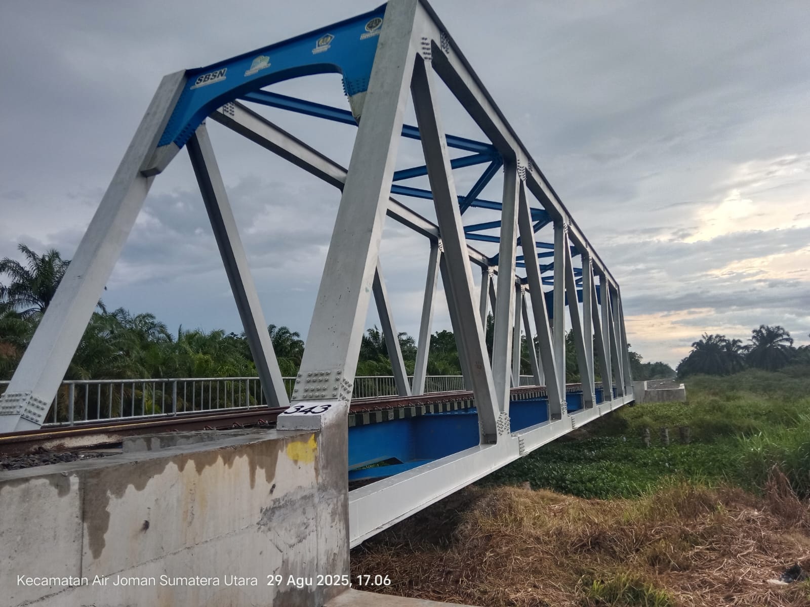 4151deda 502f 43c2 a6ff 31ecf0a3531b