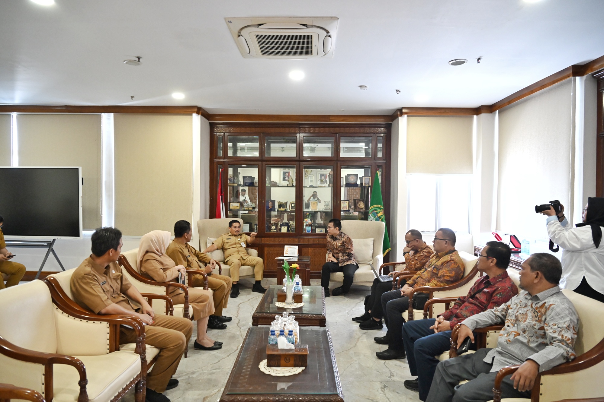 Sekda Terima Audiensi PLN Sumut 1