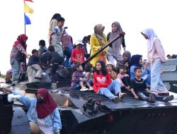 Ranpur Prajurit Pasmar 1 Diserbu Masyarakat Batujajar