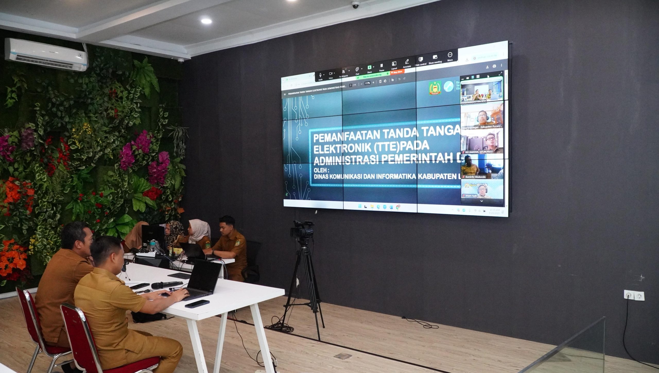 Kadis Kominfo Langkat Dorong Desa Terapkan TTE untuk Administrasi Modern 3 e71b7ef0 3707 45a8 bdac b8ed55b78e5b scaled