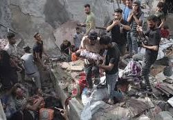 Kebrutalan Zionis Tak Terbendung, Umat Harus Terus Menggaungkan Solusi Hakiki