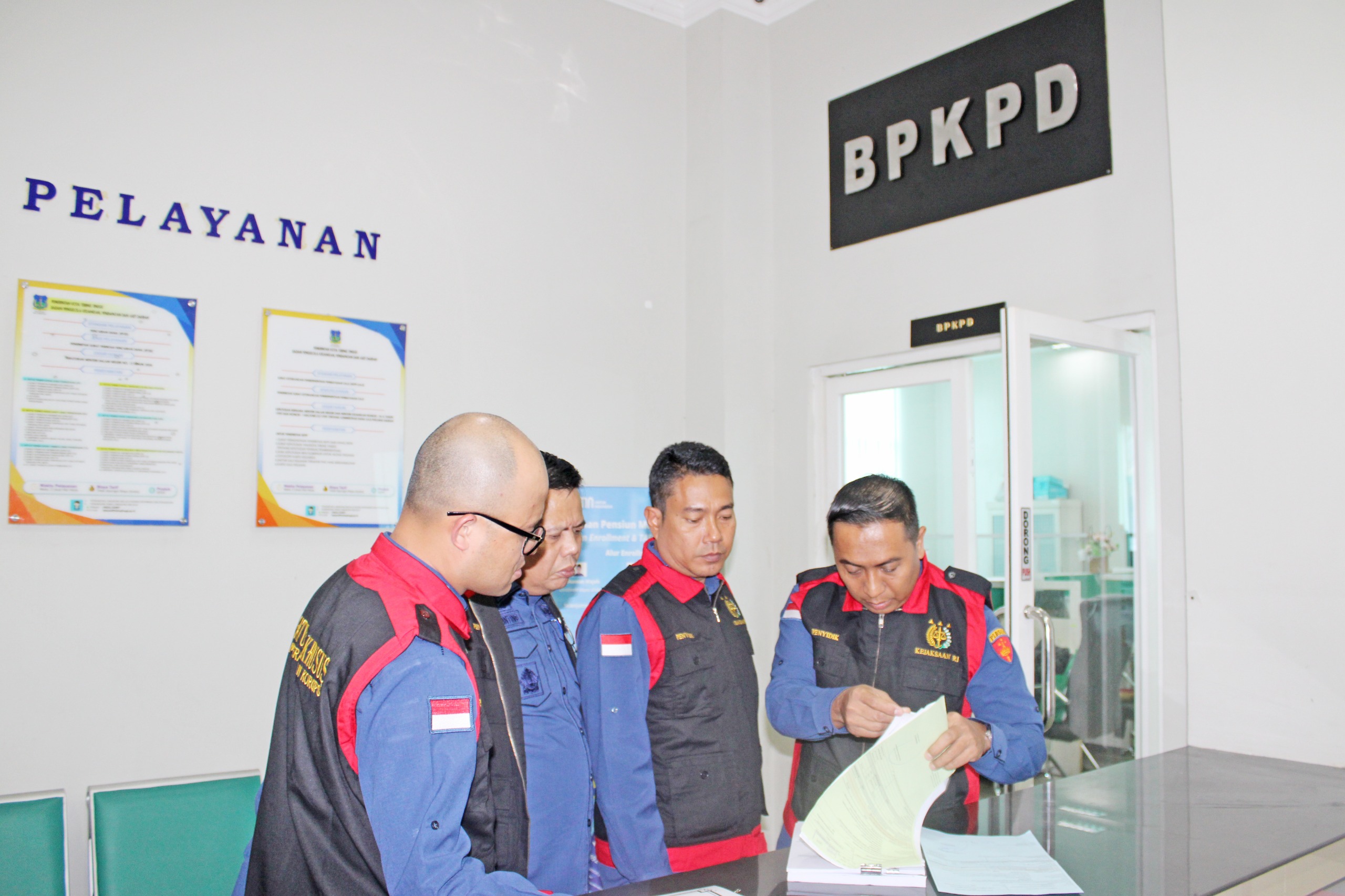 Aktivis Desak Kejatisu Periksa Mantan Pj Walikota Tebing Tinggi Muttaqien Hasrimi, Diduga Terlibat Korupsi Smartboard Rp 14 Miliar 1 IMG 20251030 WA0251