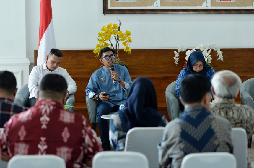 Konpres 1 Okt 2025 3 860x571 1