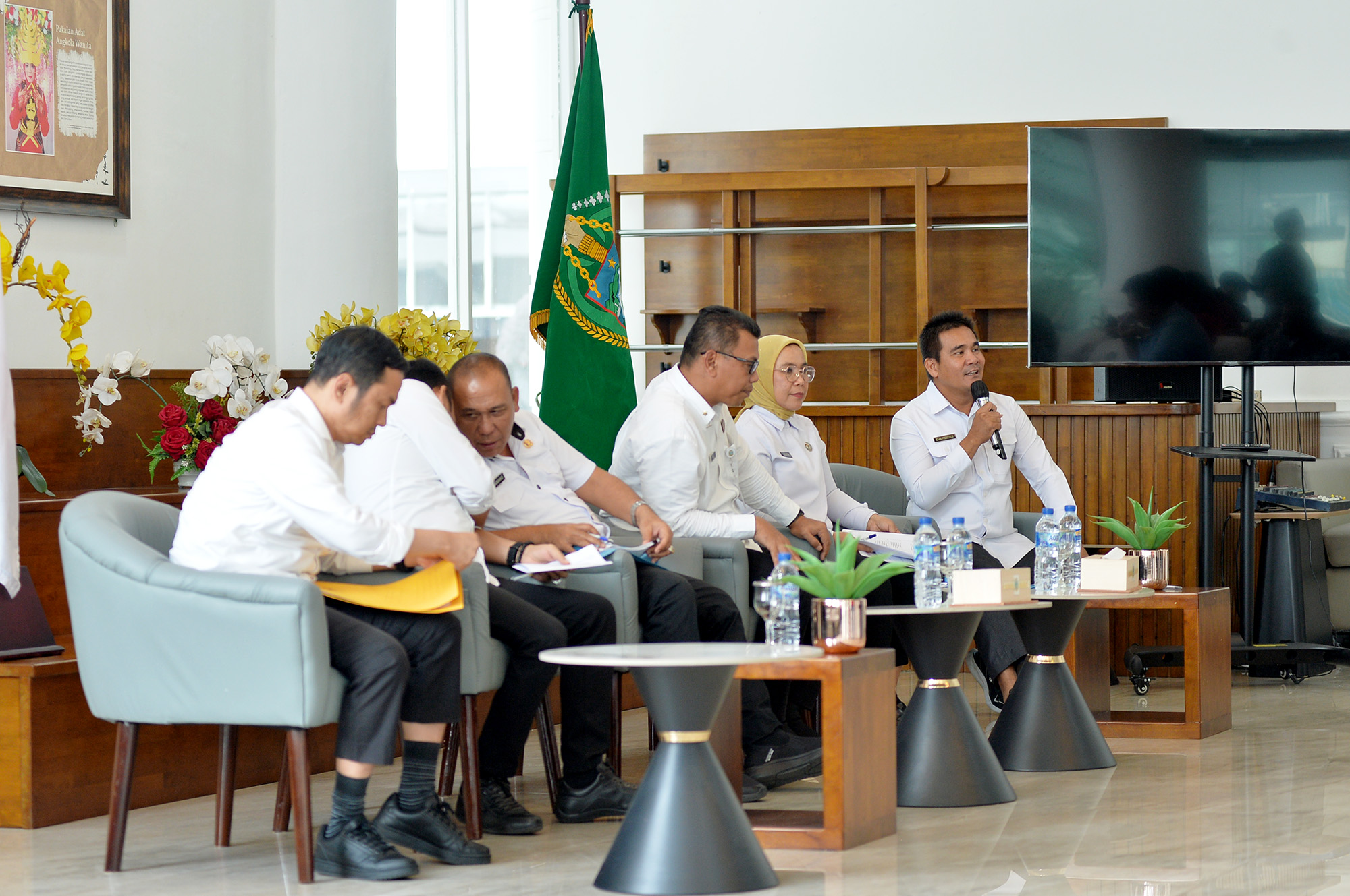 Konpres 8 Okt 2025 4