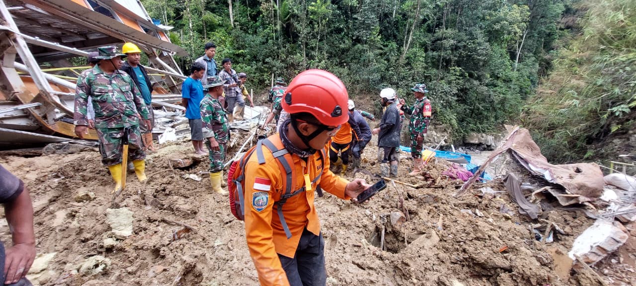 Longsor di Lokasi Proyek PLTM Aek Sibundong: Dua Korban Ditemukan, Tiga Masih Dicari 5 50021989 56a8 42b0 ac24 d0792bc30489