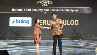 BULOG Raih Penghargaan “National Food Security and Resilience Champion” di Ajang CNN Indonesia Awards 2025