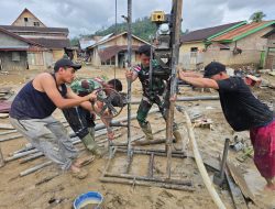 Kodim 0212/TS Bangun Sumur Bor untuk Pengungsi Banjir di Batang Toru