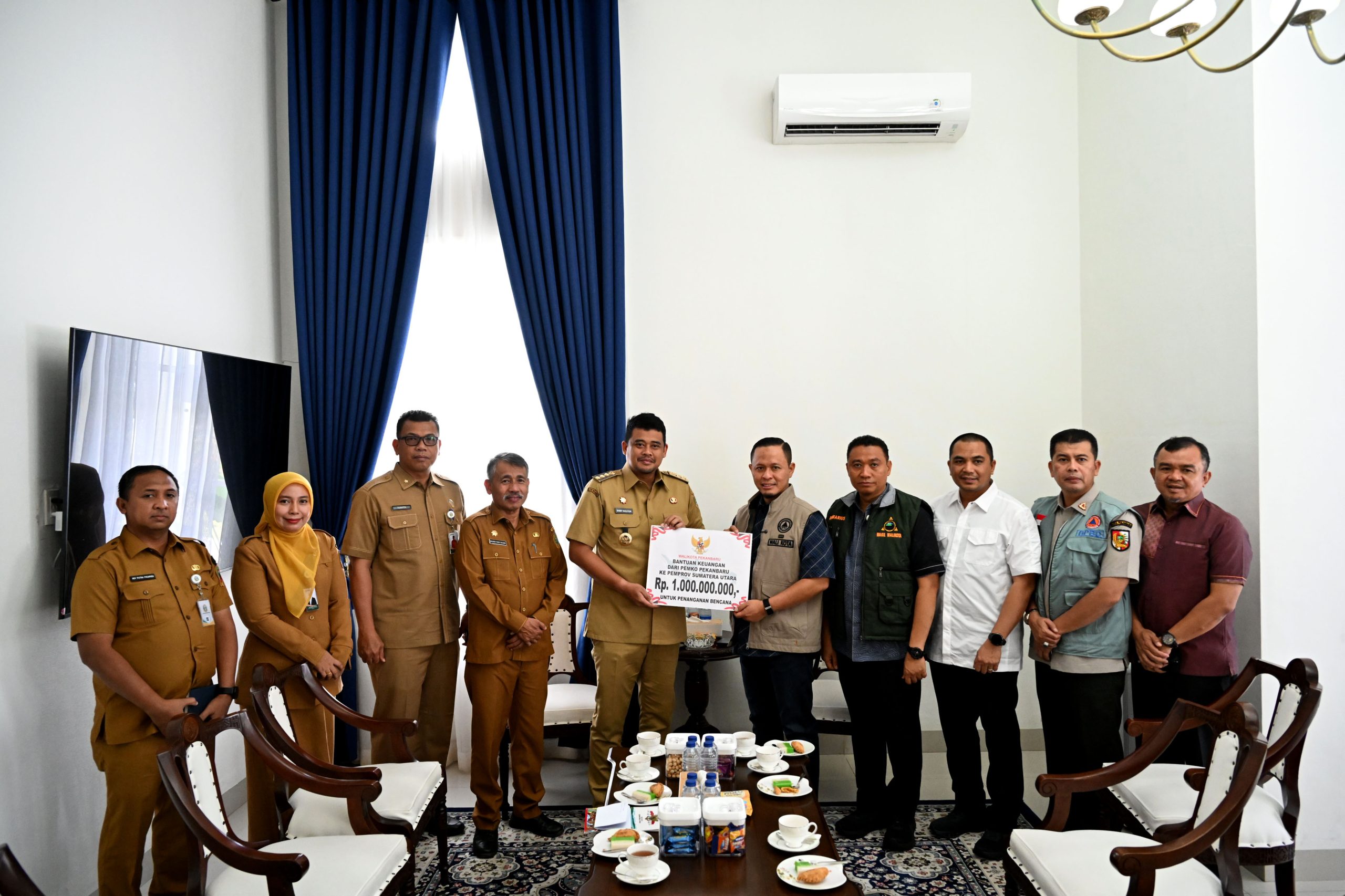 GUBSU TERIMA KUNJUNGAN WALIKOTA PEKAN BARU 09 scaled
