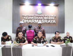 Kejari Dharmasraya Tahan Pejabat BKD Terkait Dugaan Korupsi Anggaran Daerah