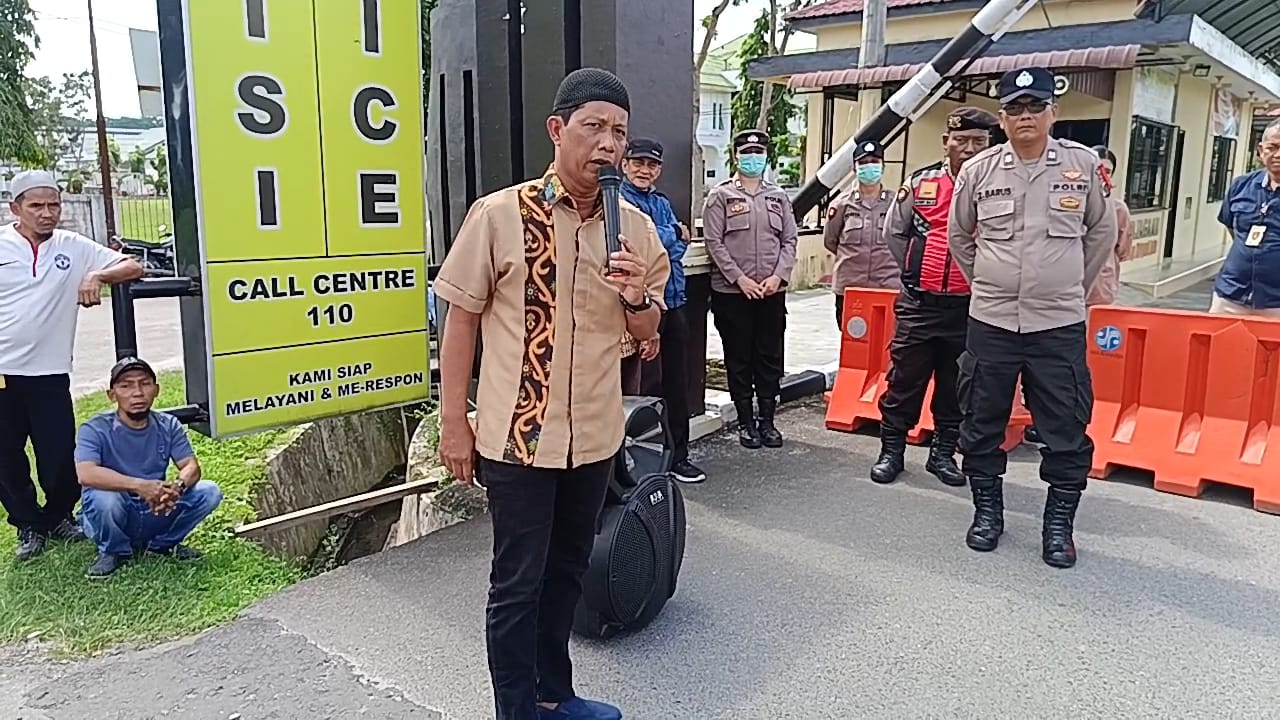 Petani Sergai Desak Satgas PKH Kejaksaan Agung Usut PT DMK 5 IMG 20251223 WA0308