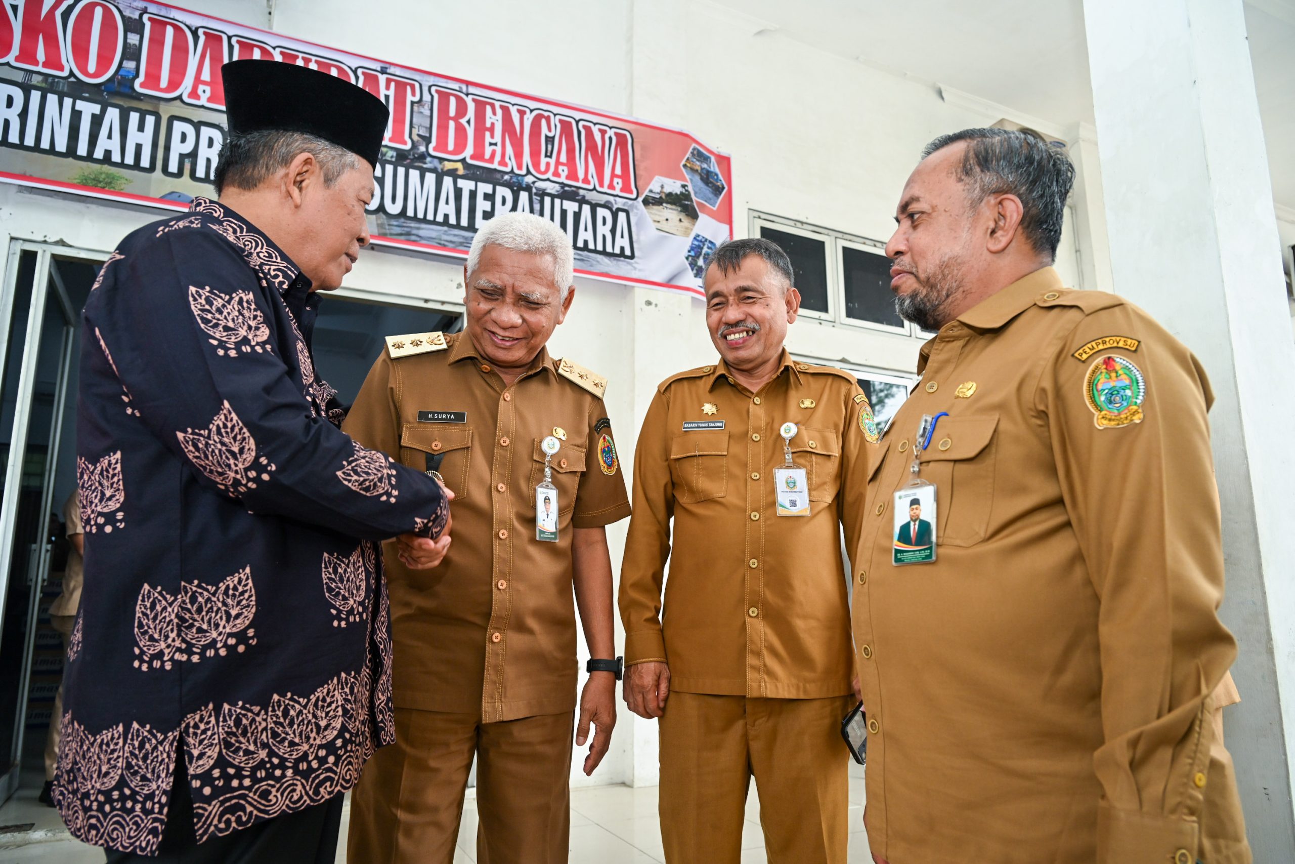 Wagubsu terima bantuan dari pemprov Jambi 6 scaled