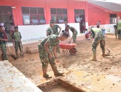 Satgas Gulbencal Bersihkan Lumpur Banjir Susulan di SDN 152981 1A dan SDN 152982 1B Tukka, Sekolah Difungsikan Kembali