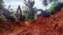 Satgas Gulbencal Kodam I/BB Kerahkan Alat Berat Percepat Pembersihan Sungai dan Pembukaan Akses Jalan di Tukka