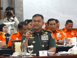 Buah Peran Besar TNI AD Dalam Operasi SAR, Kasad Jadi Warga Kehormatan Basarnas