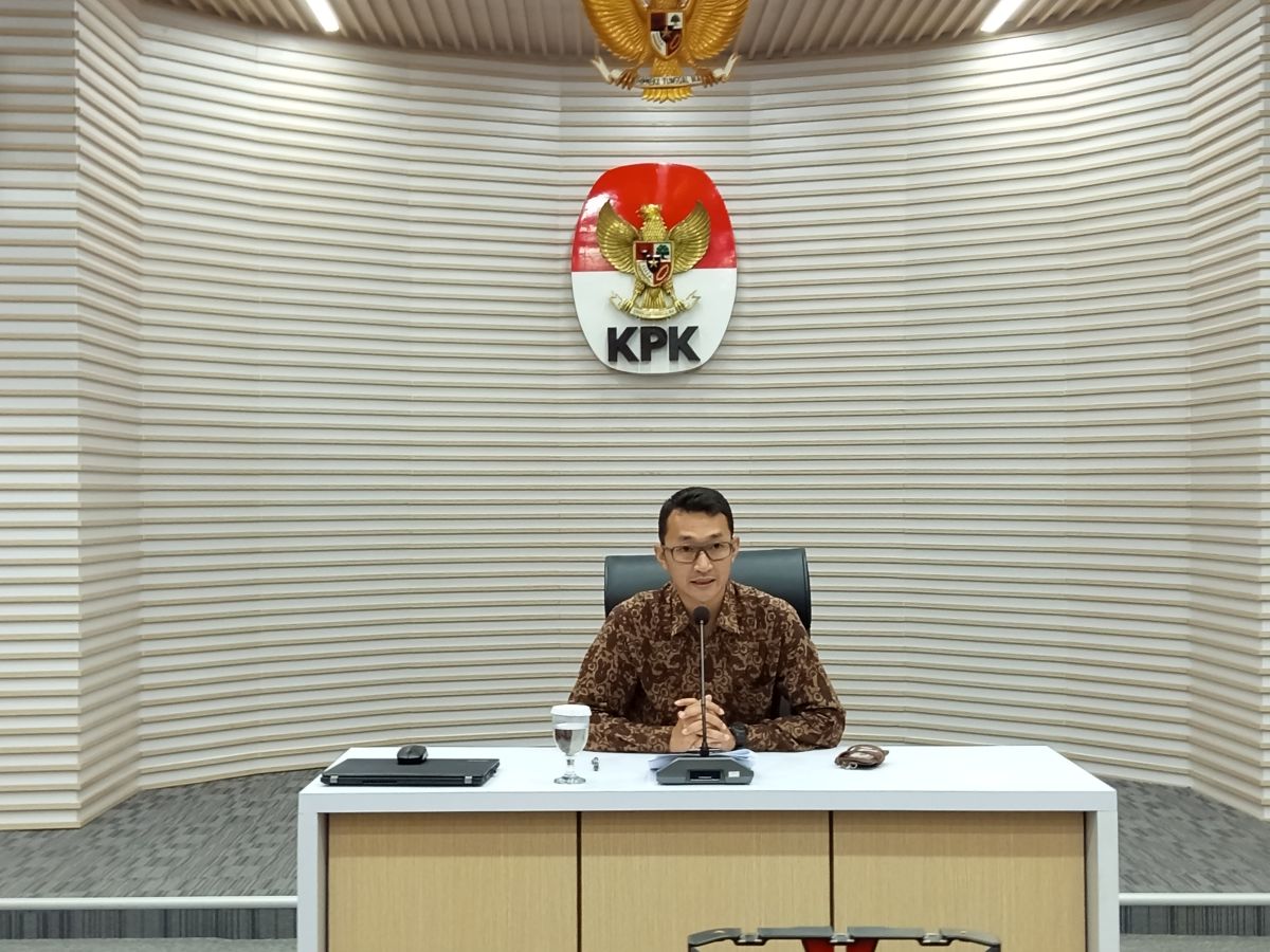 juru bicara komisi pemberantasan korupsi budi prasetyo A78n large