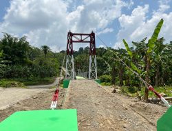 Kodim 0213/Nias Rampungkan Jembatan Gantung di Desa Sanawuyu