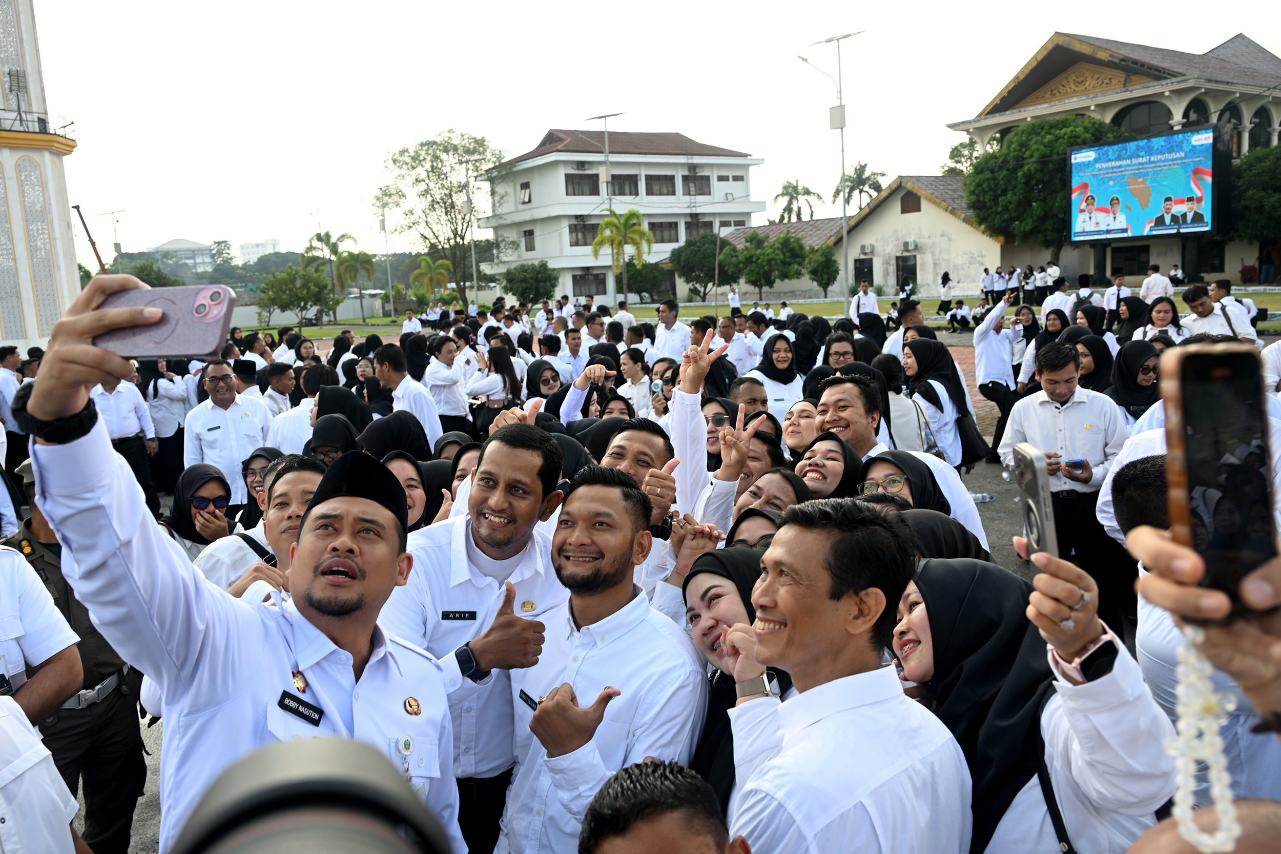 Gubernur Penyerahan SK PPPK Paruh Waktu 7.jpg